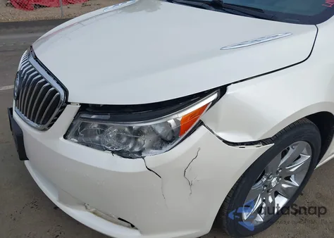 2013 Buick Lacrosse Leather Group z USA, uszkodzony, nr VIN 1G4GC5E3XDF322942